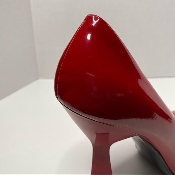 MIU MIU Vintage Red Round Toe, Triangle Heel 37.5 - Picture 5 of 10